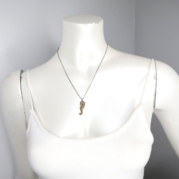 Seahorse Brass Tone Pendant Necklace Marine Nautical Retro Jewel Gold Metal - Picture 5 of 8